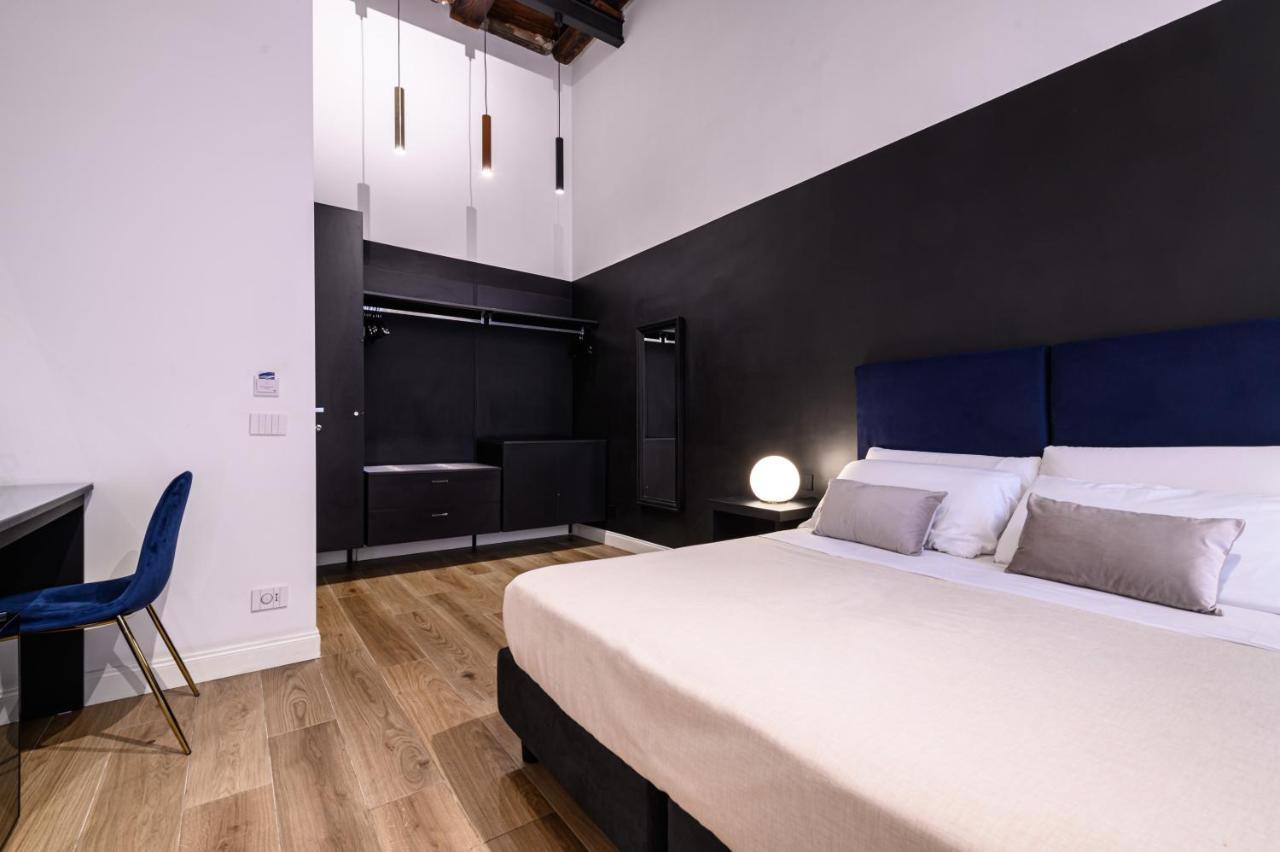 Interno Barocco Hotel Napels Buitenkant foto
