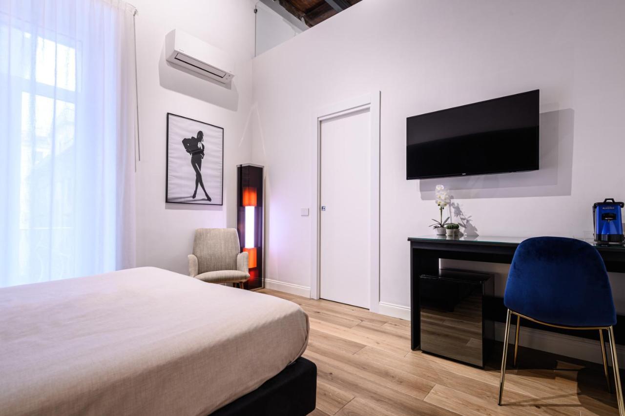 Interno Barocco Hotel Napels Buitenkant foto